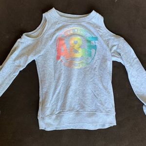 Abercrombie Kids EUC cold-shoulder sweatshirt